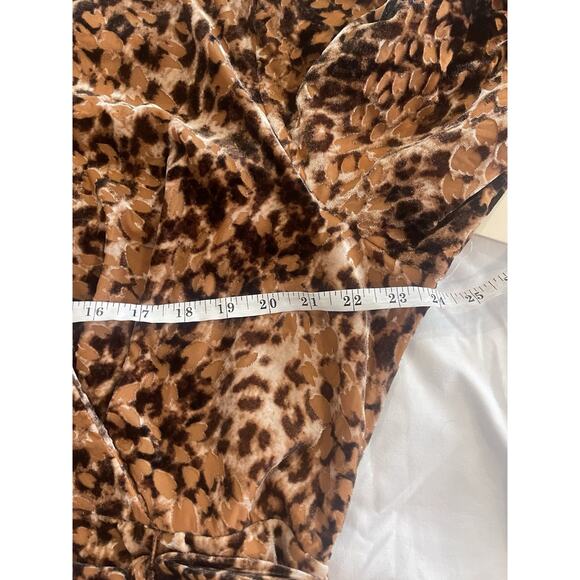 NWT Nurture By Westbound Animal Print Hi Low Velvet Velour Faux Wrap Dress 2X - Picture 4 of 6